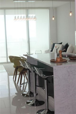 900 Biscayne Blvd 3207, Miami, FL 33132