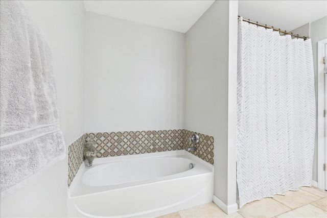 13320 Bucksburn Lane, Beach Park, IL 60083