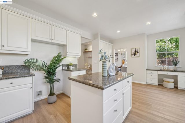 2628 Photinia Ct, Pleasanton, CA 94588