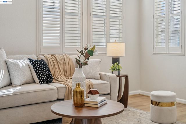2628 Photinia Ct, Pleasanton, CA 94588