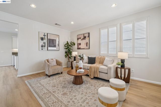 2628 Photinia Ct, Pleasanton, CA 94588