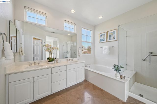 2628 Photinia Ct, Pleasanton, CA 94588