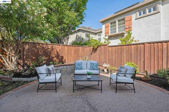 2628 Photinia Ct, Pleasanton, CA 94588