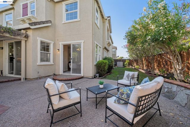 2628 Photinia Ct, Pleasanton, CA 94588