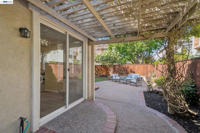 2628 Photinia Ct, Pleasanton, CA 94588