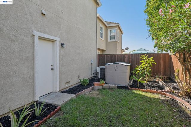 2628 Photinia Ct, Pleasanton, CA 94588