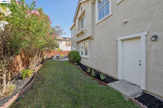 2628 Photinia Ct, Pleasanton, CA 94588