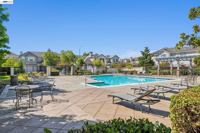 2628 Photinia Ct, Pleasanton, CA 94588