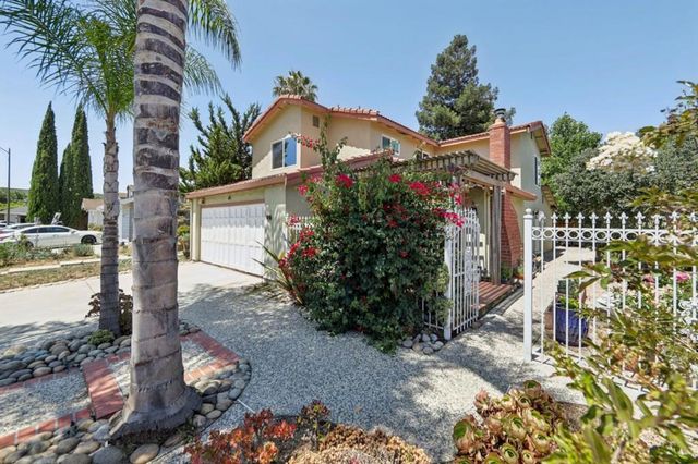 27 Southfield Court, San Jose, CA 95138