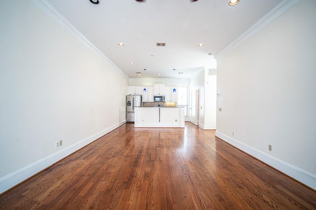 3119 Fairdale Oaks E, Houston, TX 77057