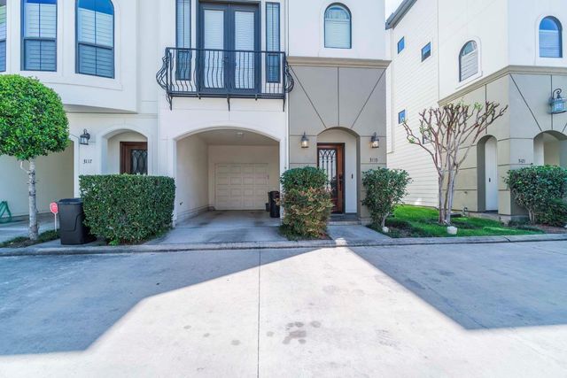 3119 Fairdale Oaks E, Houston, TX 77057