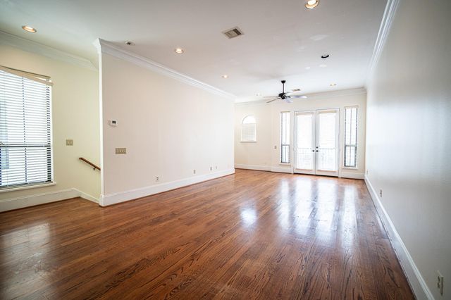 3119 Fairdale Oaks E, Houston, TX 77057