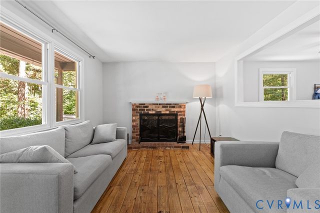 2448 Mountain View Rd, Powhatan, VA 23139