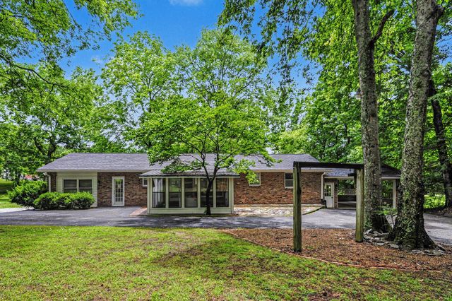 695 Overlook Dr, Mount Juliet, TN 37122