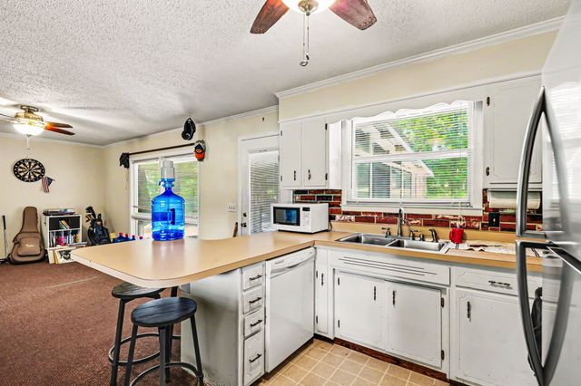 695 Overlook Dr, Mount Juliet, TN 37122
