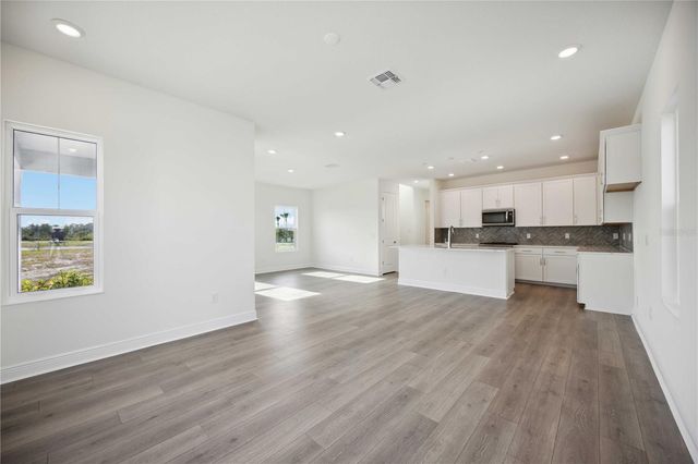 204 EAGLESTON LANE, Lakewood Ranch, FL 34240