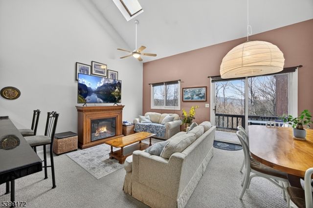 2 Sunrise Dr 6 6, Vernon Twp., NJ 07462