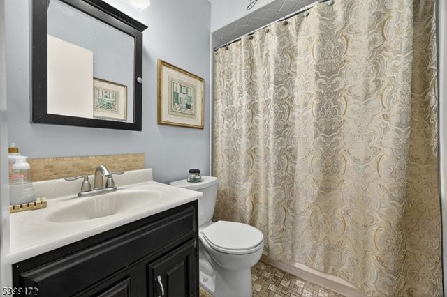 2 Sunrise Dr 6 6, Vernon Twp., NJ 07462