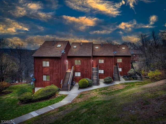 2 Sunrise Dr 6 6, Vernon Twp., NJ 07462