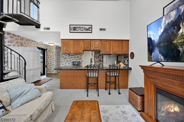 2 Sunrise Dr 6 6, Vernon Twp., NJ 07462