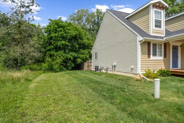 1 Maple Village Court, Ann Arbor, MI 48103