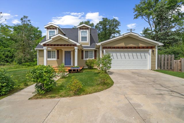 1 Maple Village Court, Ann Arbor, MI 48103