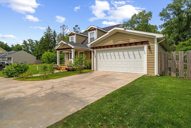1 Maple Village Court, Ann Arbor, MI 48103