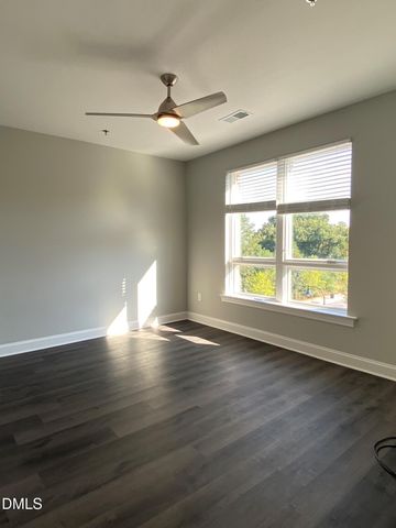 414 S White Street 307, Wake Forest, NC 27587