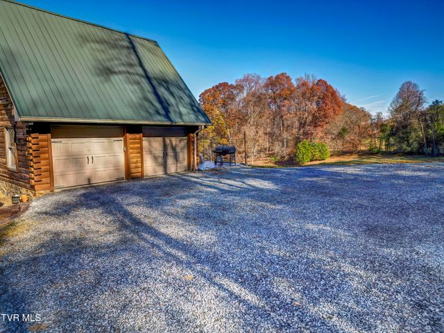 255 Bank Drive, Fall Branch, TN 37656
