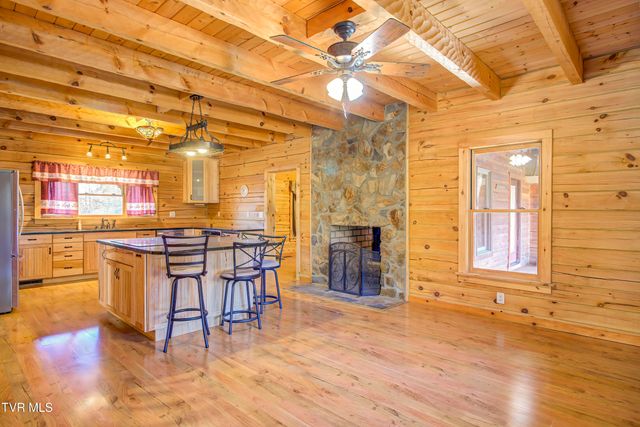 255 Bank Drive, Fall Branch, TN 37656