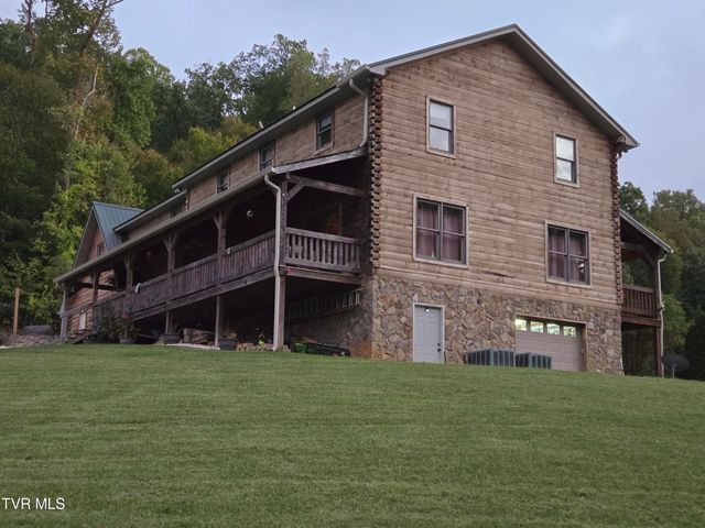 255 Bank Drive, Fall Branch, TN 37656