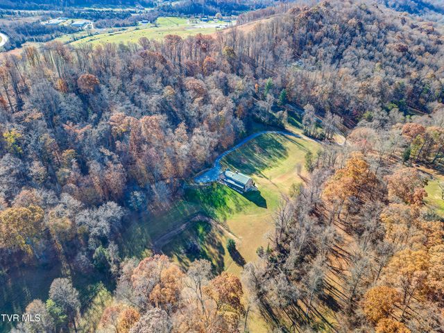 255 Bank Drive, Fall Branch, TN 37656