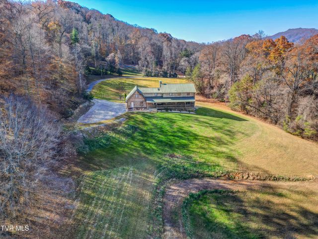 255 Bank Drive, Fall Branch, TN 37656