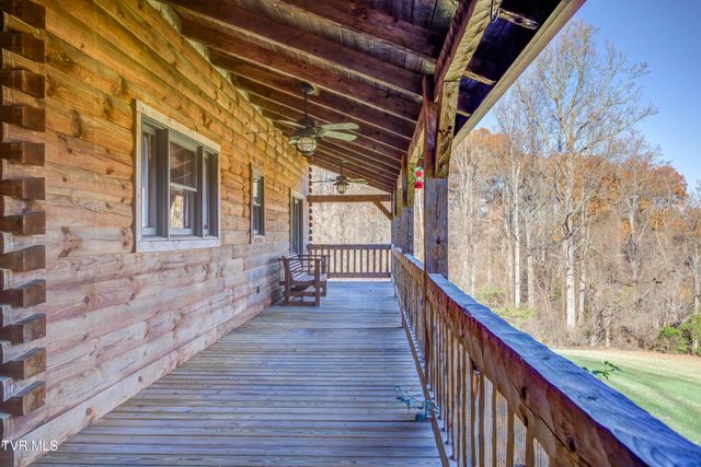 255 Bank Drive, Fall Branch, TN 37656