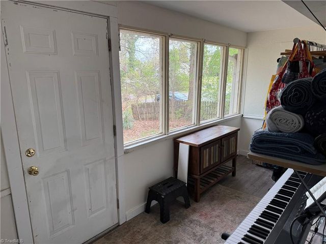 3259 Stockton Street, Winston-salem, NC 27127