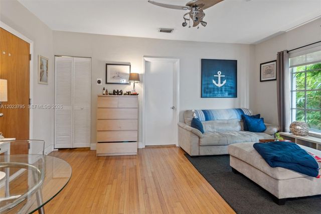 936 Pennsylvania Ave 205, Miami Beach, FL 33139