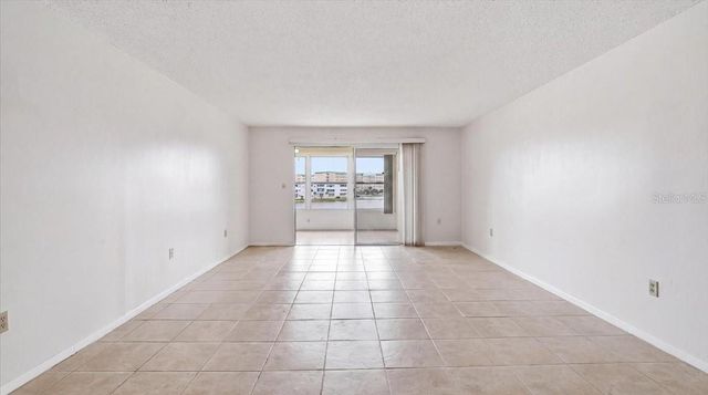 5925 SHORE BOULEVARD S 302, Gulfport, FL 33707