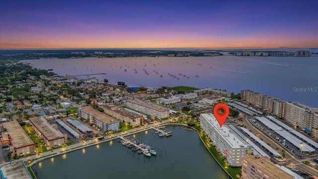 5925 SHORE BOULEVARD S 302, Gulfport, FL 33707