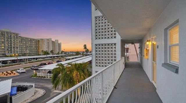 5925 SHORE BOULEVARD S 302, Gulfport, FL 33707
