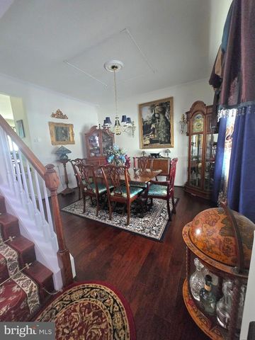 404 W 8TH AVE, Parkesburg, PA 19365