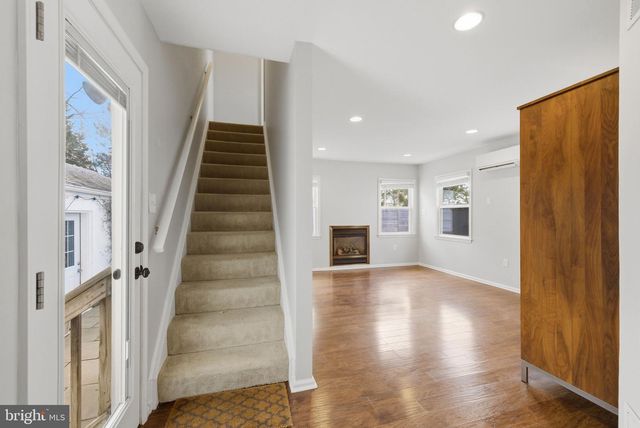 5402 S 12TH ST S, Arlington, VA 22204