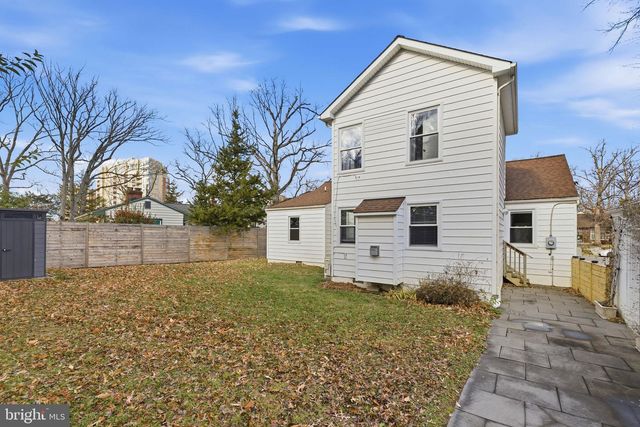 5402 S 12TH ST S, Arlington, VA 22204