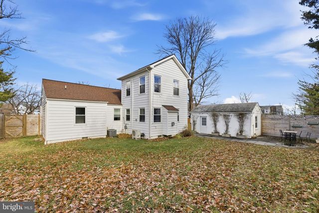 5402 S 12TH ST S, Arlington, VA 22204