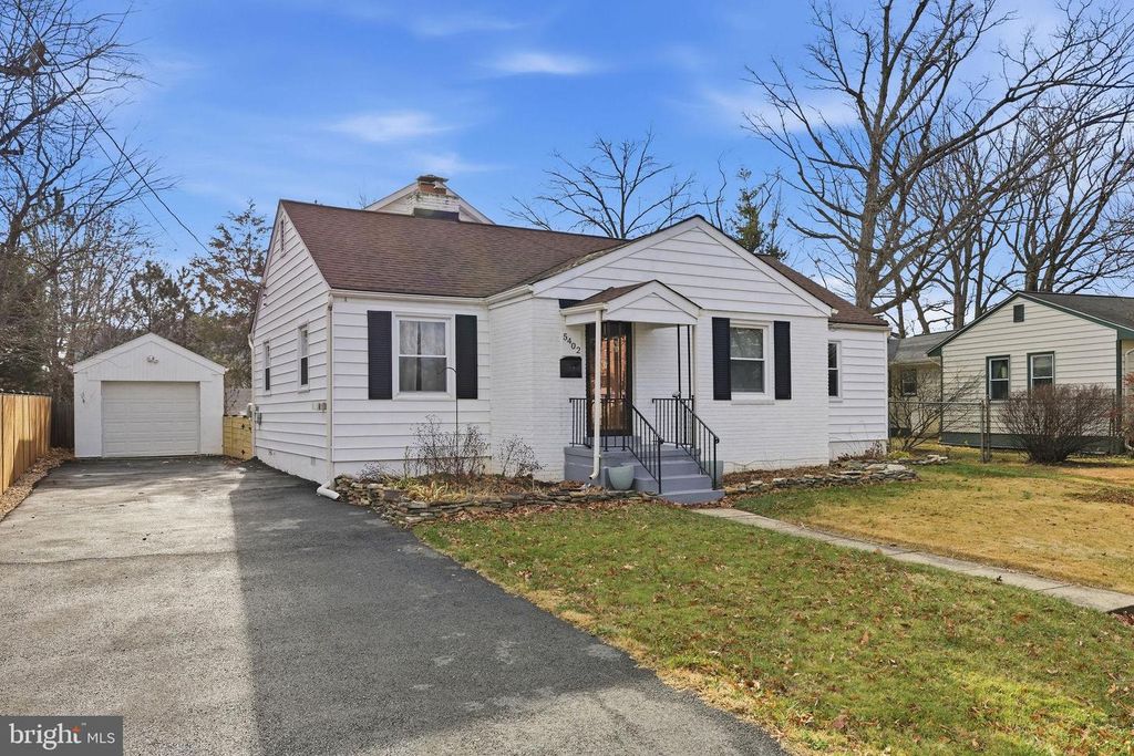 5402 S 12TH ST S, Arlington, VA 22204