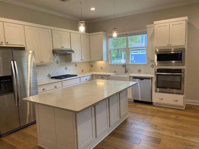 1216 Forest ST, Georgetown, TX 78626