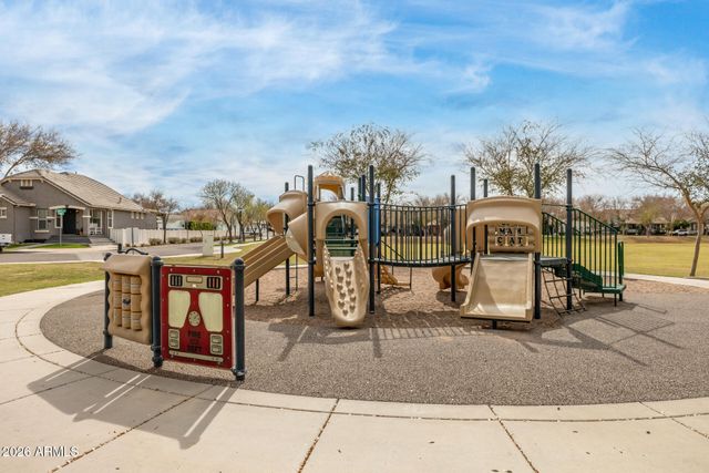 3090 E ORCHID Lane, Gilbert, AZ 85296