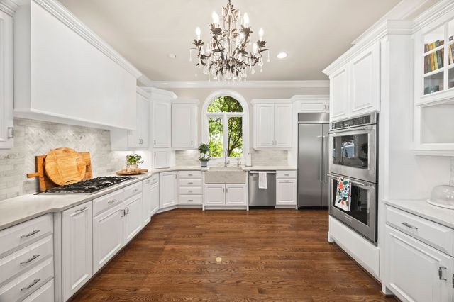 937 Travelers Ct, Nashville, TN 37220