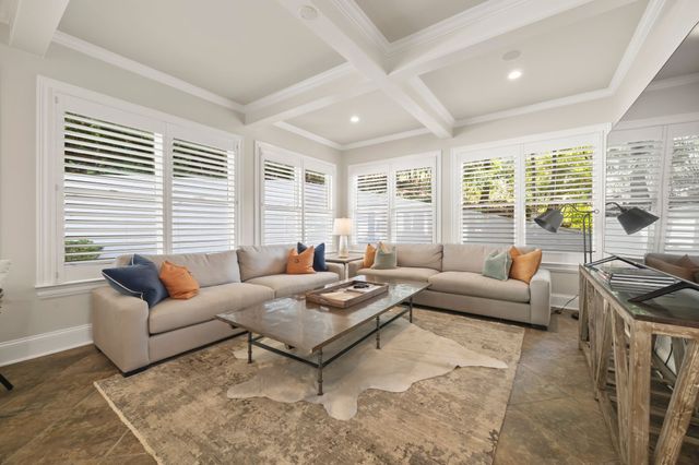 937 Travelers Ct, Nashville, TN 37220