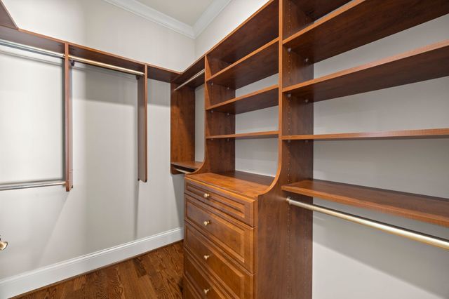 937 Travelers Ct, Nashville, TN 37220