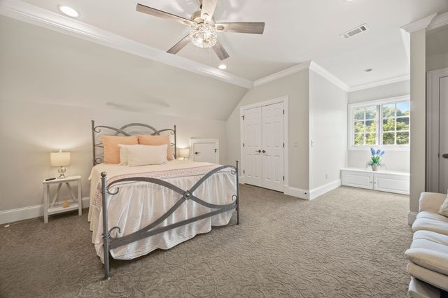 937 Travelers Ct, Nashville, TN 37220